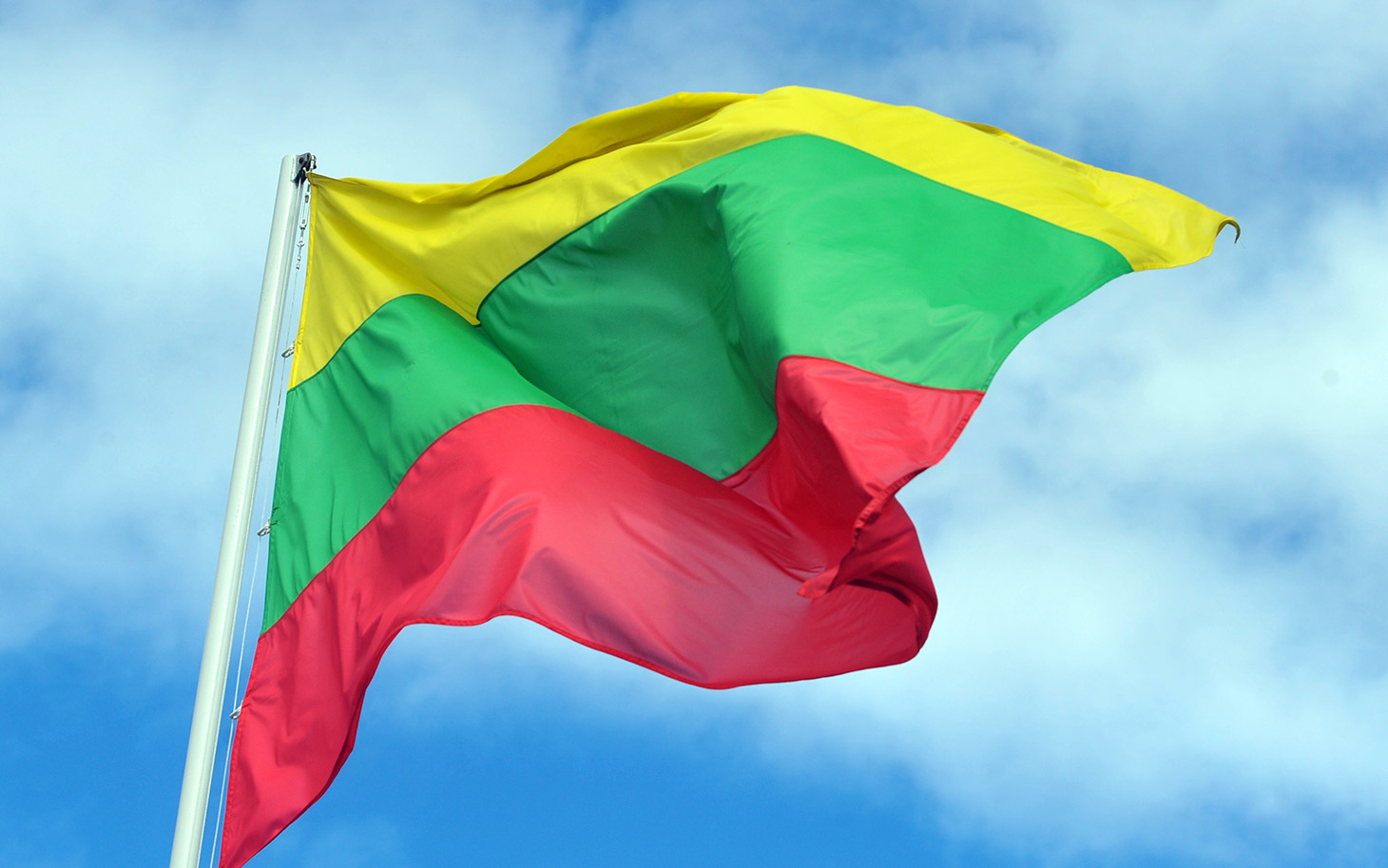 Kūrybiškas ir darbščias bendruomenes, šalies patriotus Panevėžio lopšelis-darželis „Puriena“ kviečia švęsti Valstybės dieną, siekiant Lietuvos rekordo.