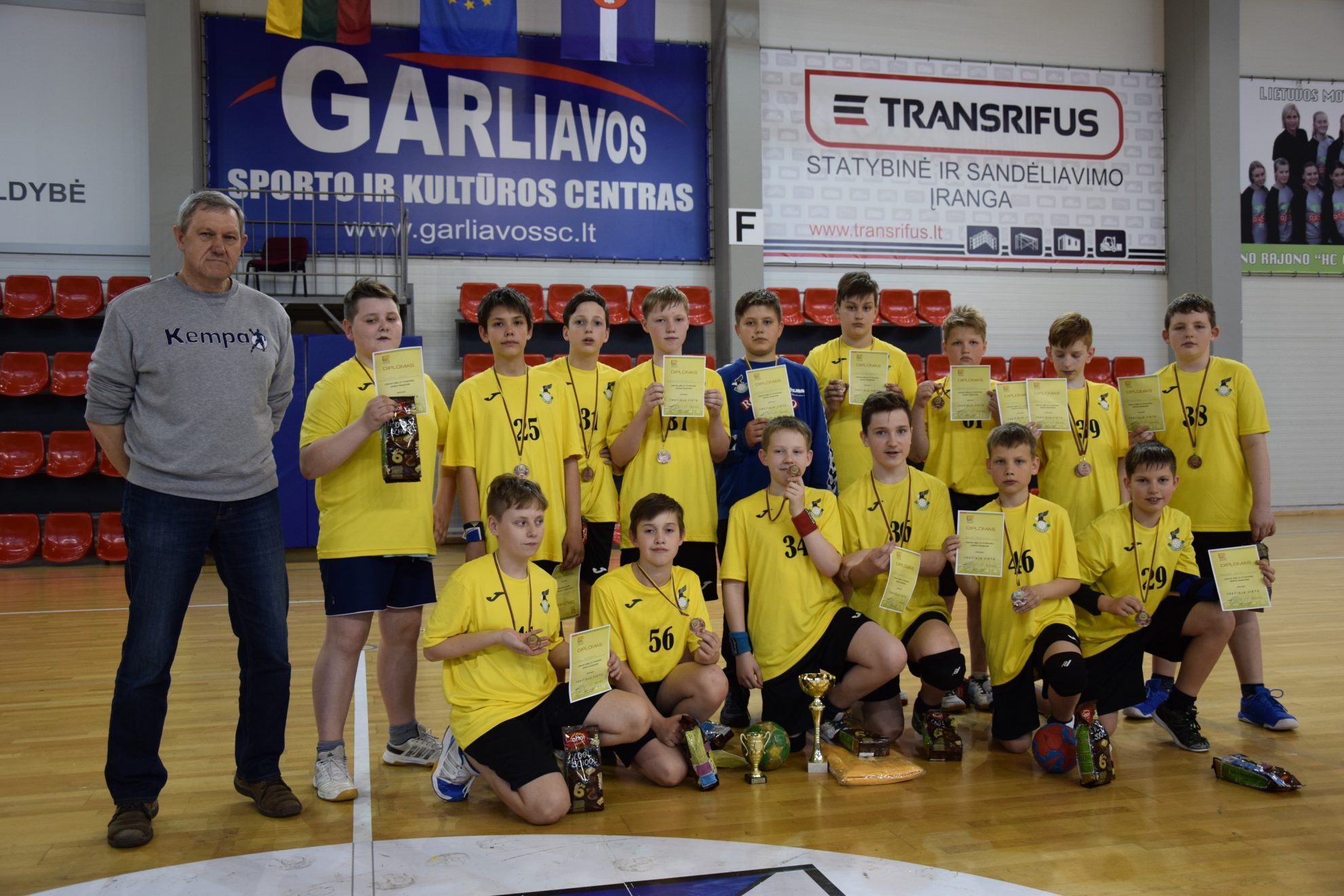 Gegužės 5-7 d. Garliavoje vyko Lietuvos rankinio čempionato U-12 amžiaus grupės finalinės varžybos, kuriose bronzą iškovojo Panevėžio KKSC rankininkai.