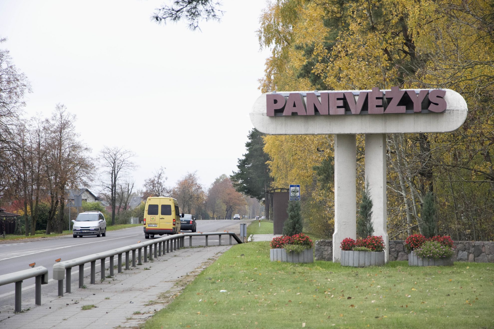 Panevėžio miesto savivaldybės administracijos direktorius Rimantas Pauža pasirašė finansavimo sutartis, pagal kurias miestas gauna finansavimą 3 projektams – Atvirajam jaunimo centrui stiprinti, ekoturizmui vystyti ir apleistoms teritorijoms tvarkyti. Beveik 292 000 Eur Panevėžiui skirta pagal Lietuvos ir Latvijos bendradarbiavimo per sieną 2014-2020 m. programą.