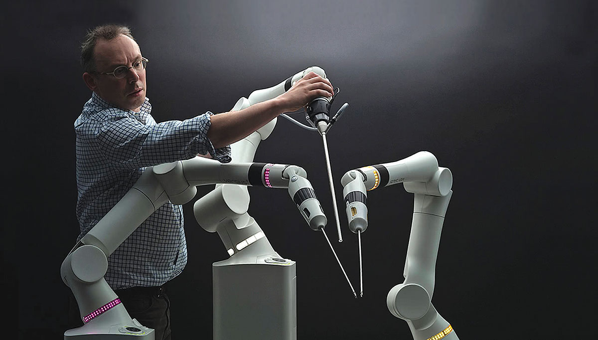 Netrukus operacines pasieks naujos kartos chirurginiai robotai