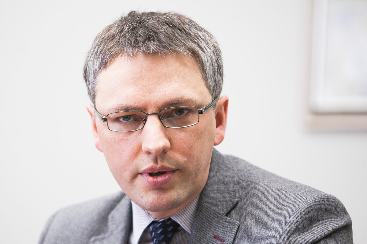 Valstiečių ir žaliųjų frakcijos narys Vytautas Bakas sakė palaikysiantis opozicijos registruotą siūlymą dėl pirmalaikių rinkimų rengimo šių metų birželį.