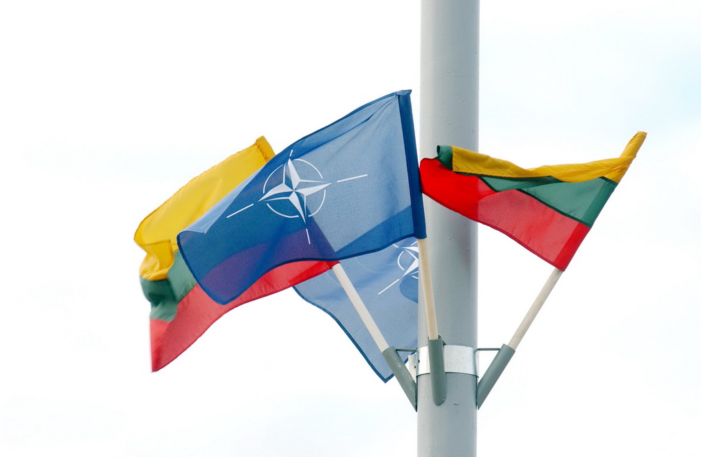 Ilgą laiką tikslingai įrodinėjusi esanti verta prisijungti prie NATO, Lietuva jau penkioliktus metus yra visateisė Aljanso narė.