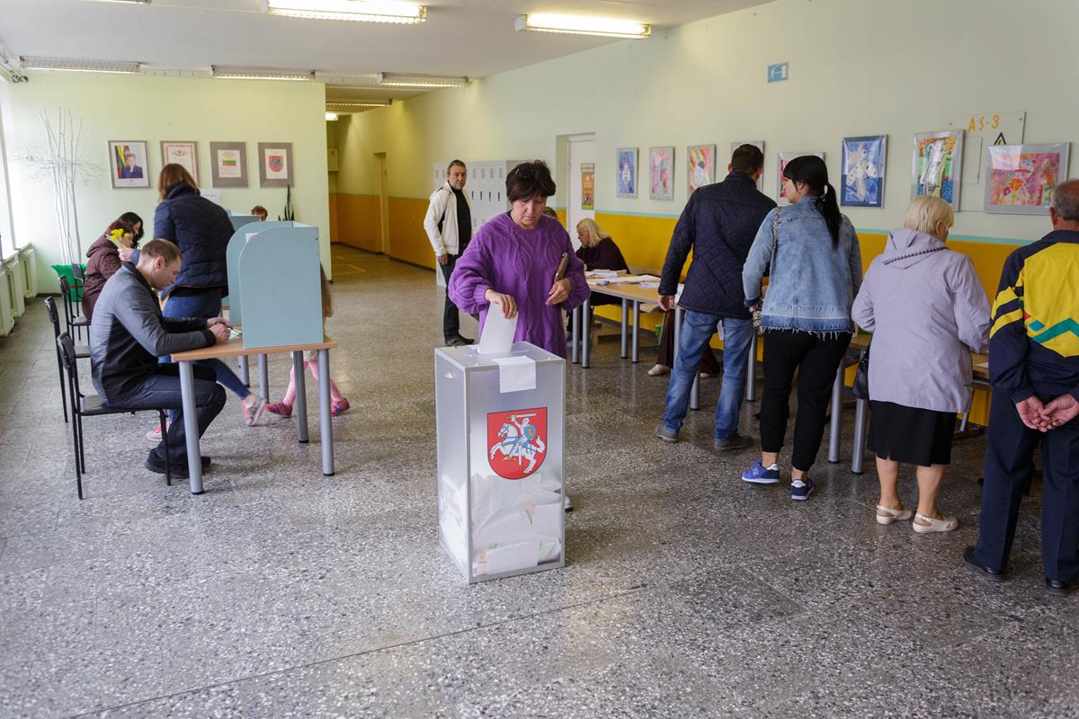 Balsavimas prezidento rinkimuose ir referendumuose vyko ramiai, ikiteisminių tyrimų dėl galimų pažeidimų nepradėta, pranešė Policijos departamentas.