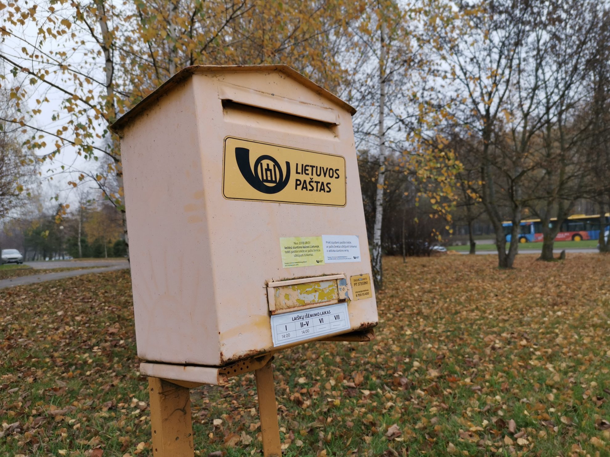 Aukštaitijos sostinėje ne tik beveik nebelikę ilgą laiką buvusio didmiesčio atributo – telefonų būdelių, bet nyksta ir laiškams skirtos pašto dėžutės.