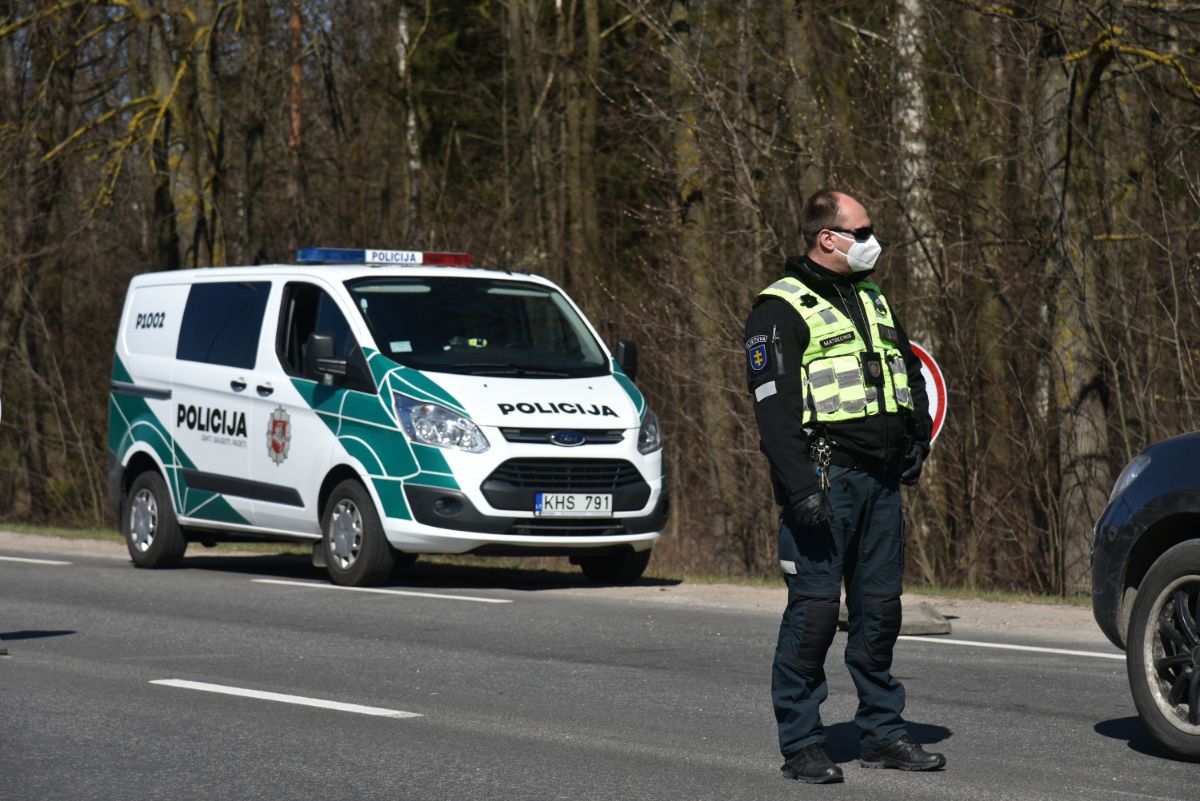 Praėjusią parą Lietuvoje fiksuota 116 karantino pažeidimų, pranešė Policijos departamento atstovas Ramūnas Matonis.