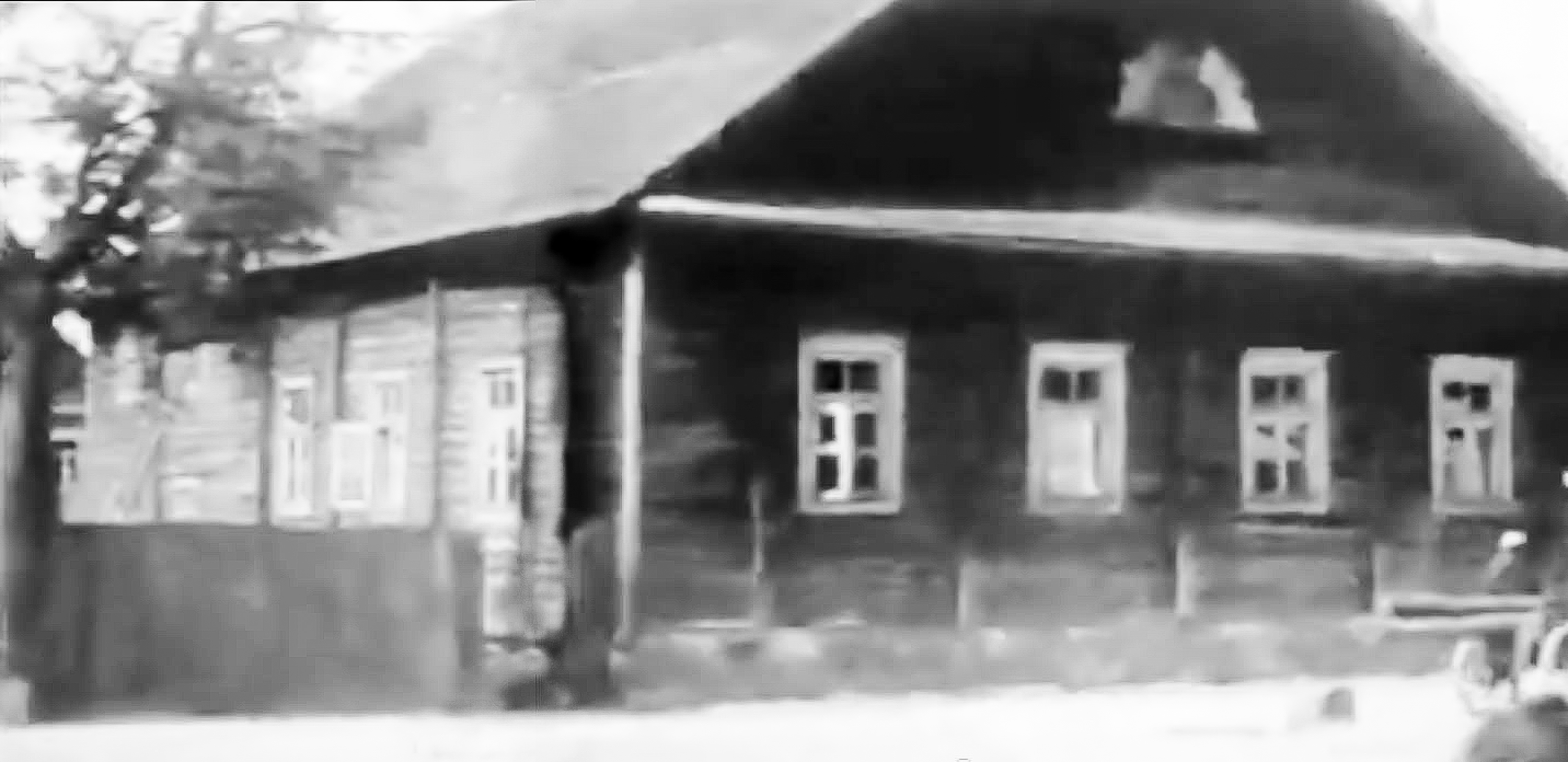 Rokiškio didžioji sinagoga, vadinta Raudonąja. Iškarpa iš filmo „Trip to Lithuania“, 1938 metai.