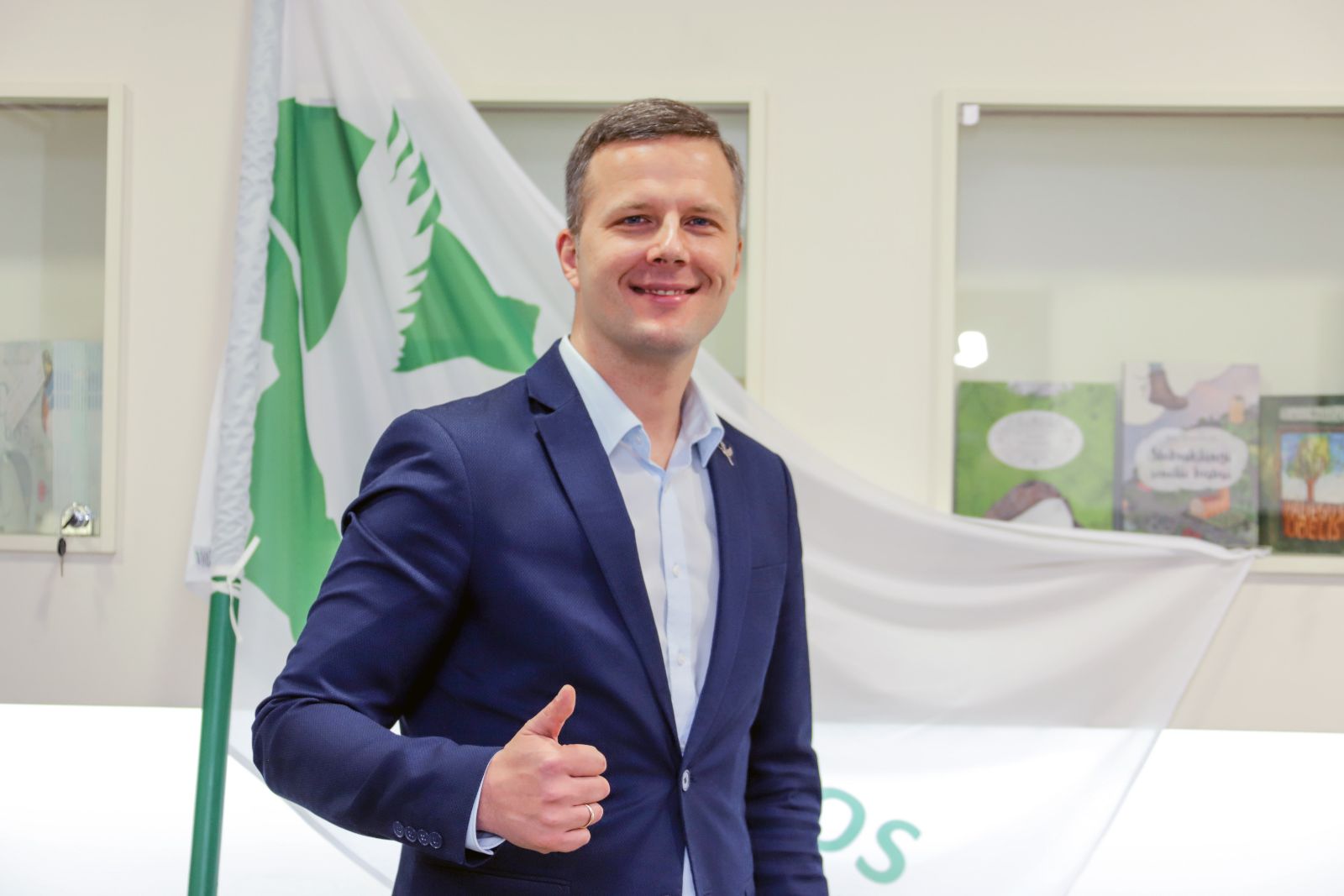 Panevėžio vakarinėje vienmandatėje apygardoje į Seimą išrinktas miesto vicemeras, Lietuvos valstiečių ir žaliųjų sąjungos atstovas Deividas Labanavičius.