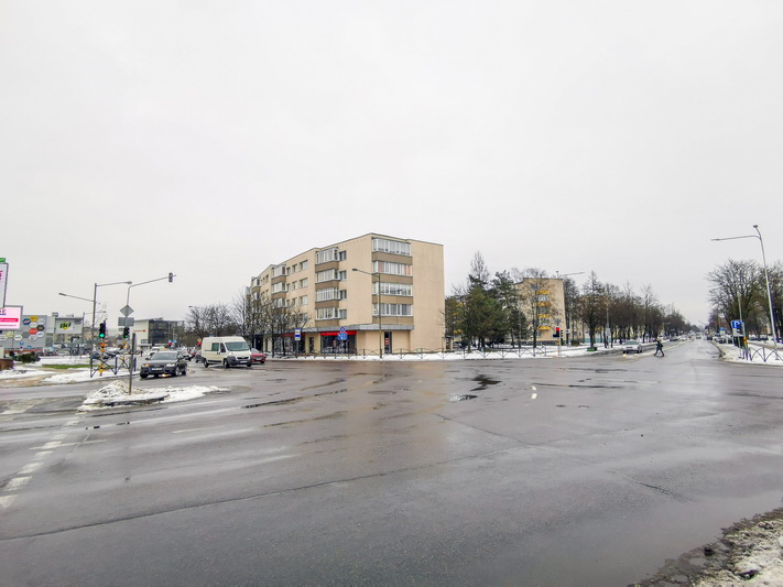 Nors optimalus šviesoforų tarnavimo laikas – 8 metai, Vilniaus ir J. Basanavičiaus gatvių sankryžoje eismą reguliuoja įrengtieji dar 1973-iaisiais. I. STULGAITĖS-KRIUKIENĖS nuotr.