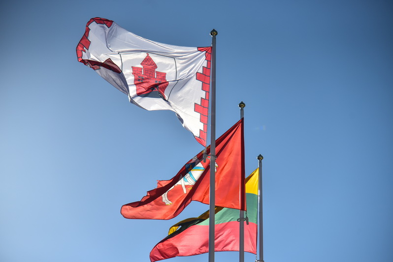 Panevėžio reprezentacinė vėliava laikoma Savivaldybės administracijos patalpose ir iškeliama tik švenčių, renginių metu bei kitais ypatingais atvejais. P. ŽIDONIO nuotr.