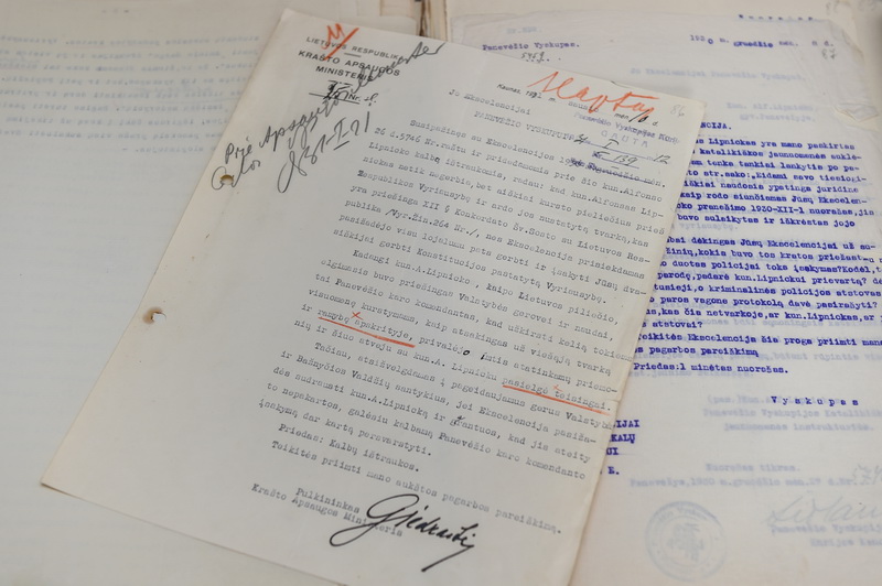 1973 metais Panevėžio kraštotyros muziejus įsigijo 61 Panevėžio vyskupijos kurijos archyvo bylą. G. KARTANO nuotr.