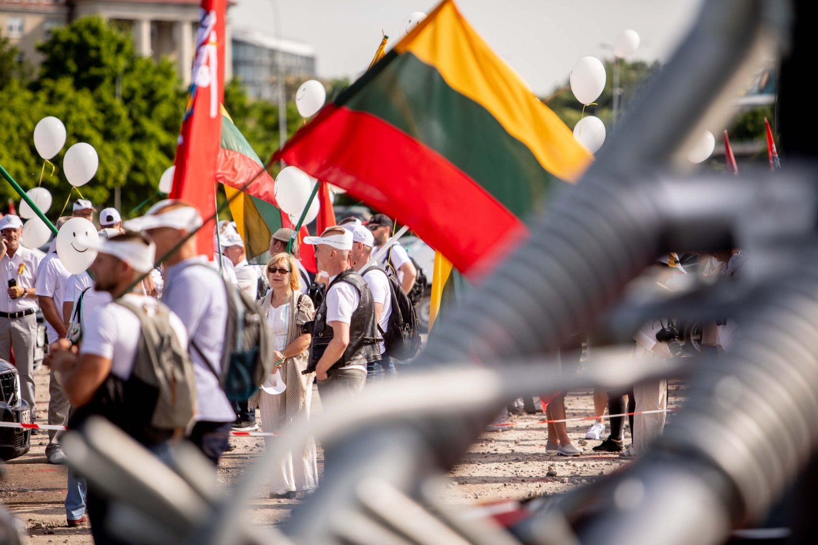 Prie Seimo antradienio rytą prasidėjusioje protesto akcijoje Vilniaus policija pažeidimų kol kas neužfiksavo.