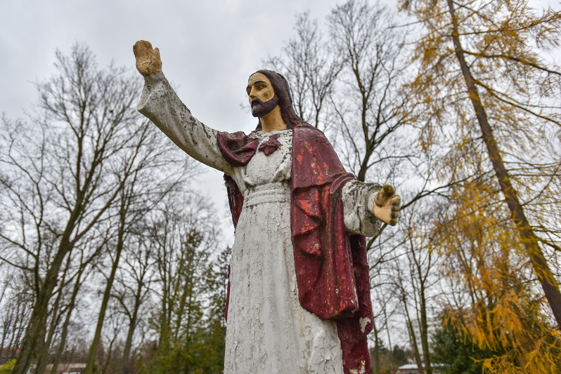 Panevėžio savivaldybei trečią kartą nepavyko nupirkti restauracijos paslaugų senosiose miesto kapinėse atnaujinti paminklus, pripažintus kultūros paveldo vertybėmis. P. ŽIDONIO nuotr. 