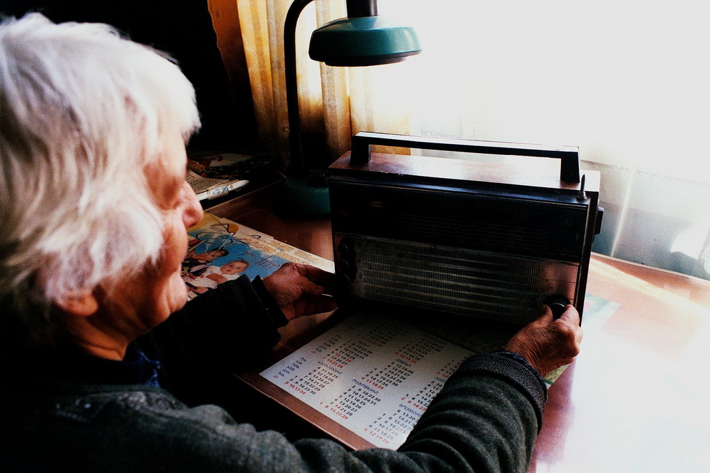 Užsienio radijo laidas lietuvių kalba pradėta slopinti dar 1940-aisiais, ėmus Vatikano radijui transliuoti laidas į Lietuvą, tačiau masinis užsienio radijo laidų trukdymas prasidėjo 1948 metais „Amerikos balso“ ir BBC laidų rusų kalba slopinimu. ASOCIATYVI ARCHYVŲ nuotr.