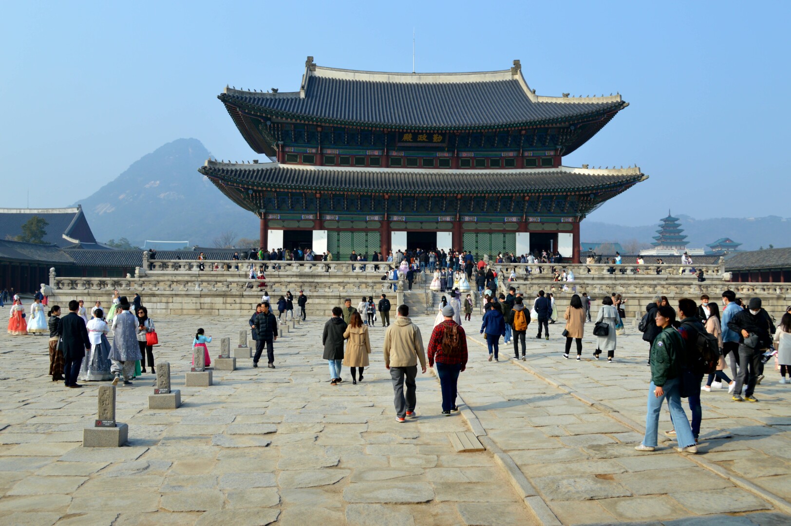 Karališkieji Gyeongbokgung rūmai Seule. A. BLAUZDŽIO asmeninio archyvo nuotr.