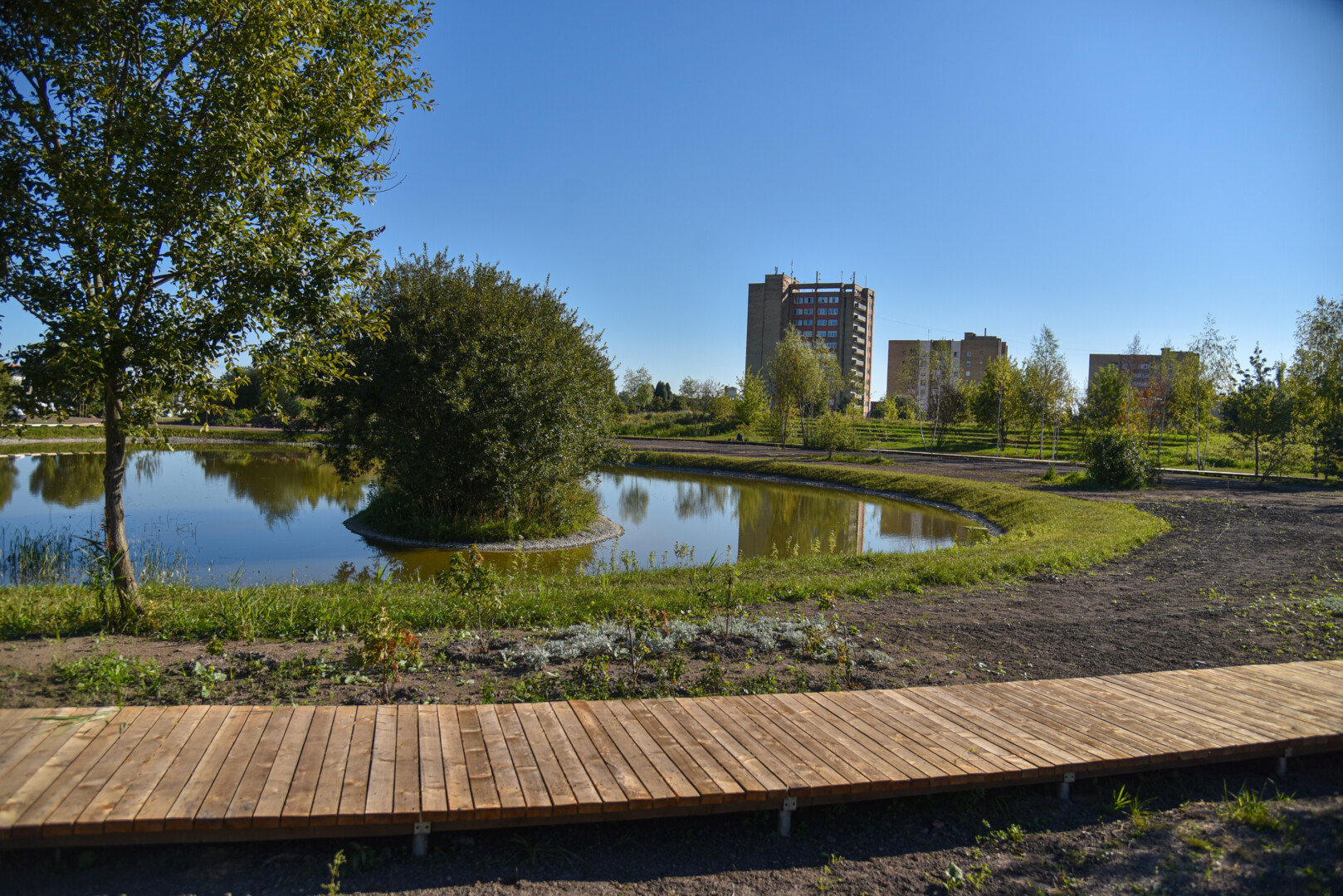Šiųmetės vasaros pabaiga turėjo tapti įvykiu Panevėžiui – pietinėje miesto dalyje planuota atidaryti vienintelį tokį Lietuvoje Eglės – žalčių karalienės parką.