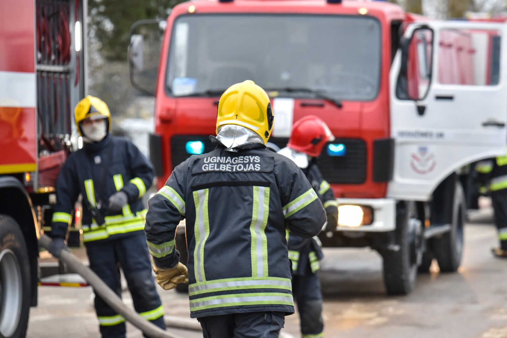 Pranešimo apie gaisrą Šiauliuose, Aido gatvėje Bendrasis pagalbos centras sulaukė pirmadienį apie 13.04 val.