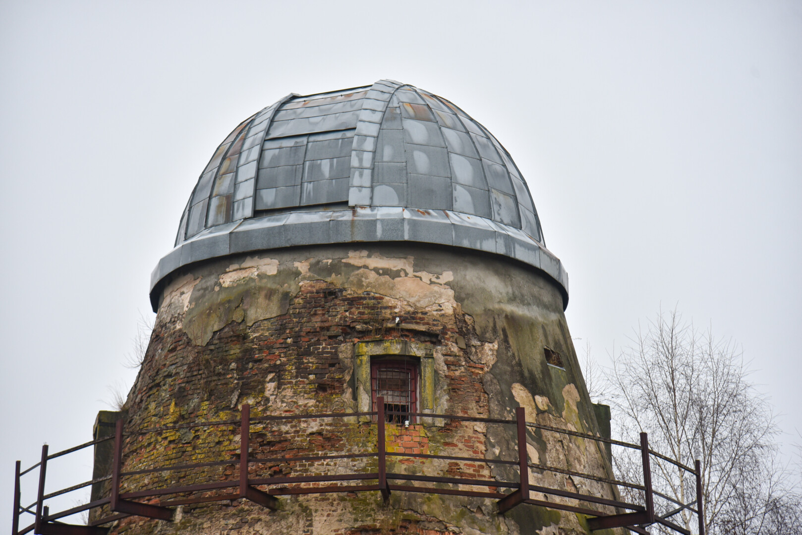 Šiame malūne kadaise planuota įrengti observatoriją, garsus astronomas Antanas Juška netgi buvo žadėjęs dovanoti teleskopą. P. ŽIDONIO nuotr. 