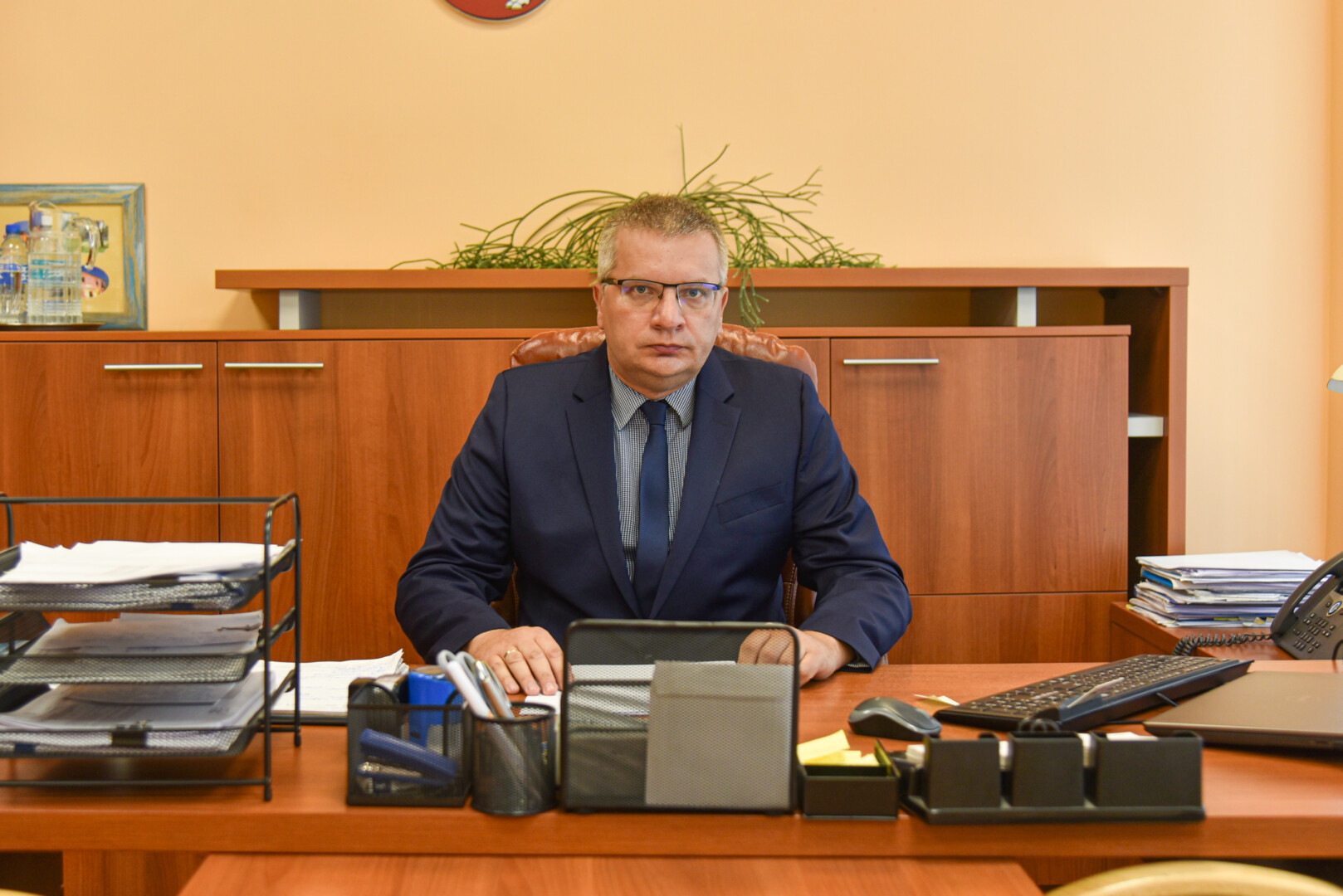 Panevėžio rajono savivaldybės administracijos direktorius Eugenijus Lunskis teigia neturintis atsakymo, ar Velžio komunalinio ūkio šilumos kainos ir toliau stebins Lietuvą. P. ŽIDONIO nuotr.