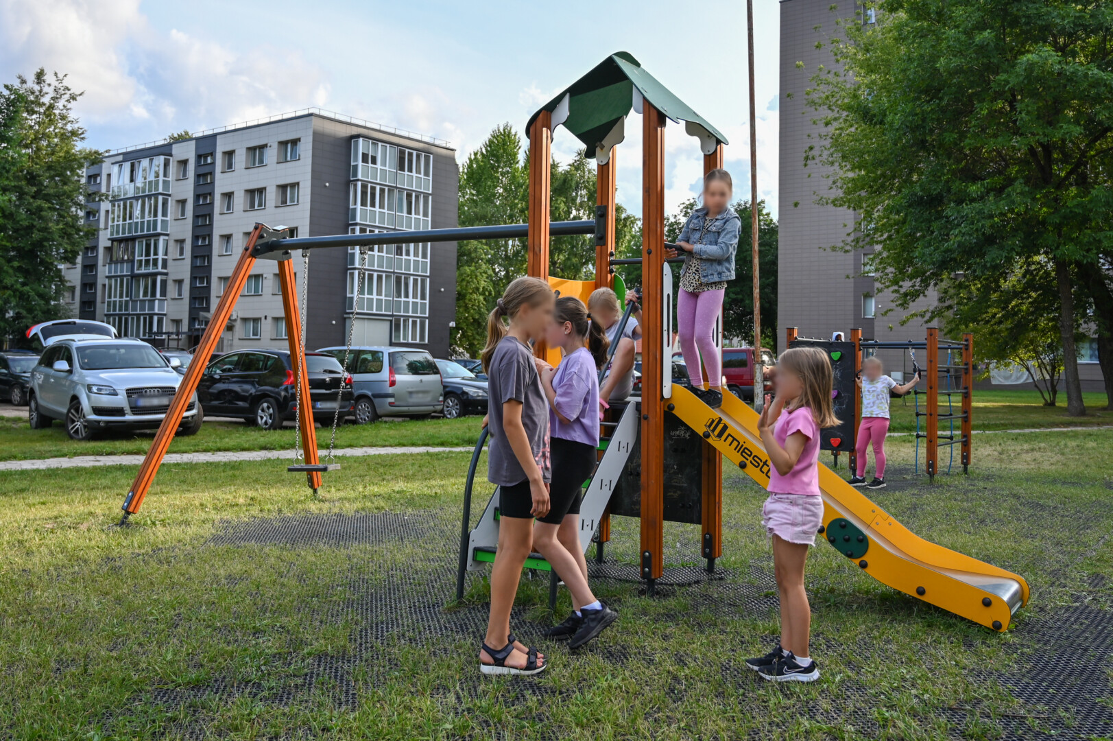 Šeimoms draugišku miestu besiskelbiantis Panevėžys didžiuojasi vaikų žaidimo aikštelių gausa.