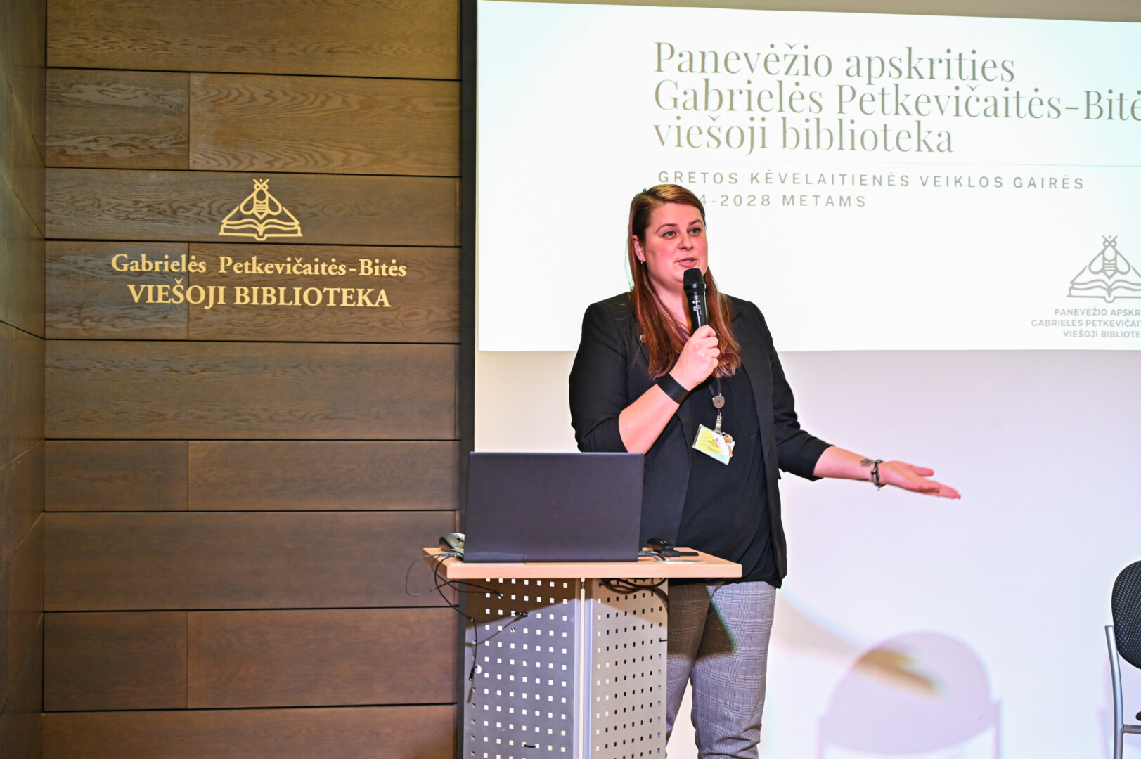 Panevėžio apskrities Gabrielės Petkevičaitės-Bitės viešosios bibliotekos direktorės pareigas pradeda eiti buvusi šios įstaigos Kultūros paveldo tyrinėjimo ir skaitmeninimo skyriaus vadovė Greta Kėvelaitienė.