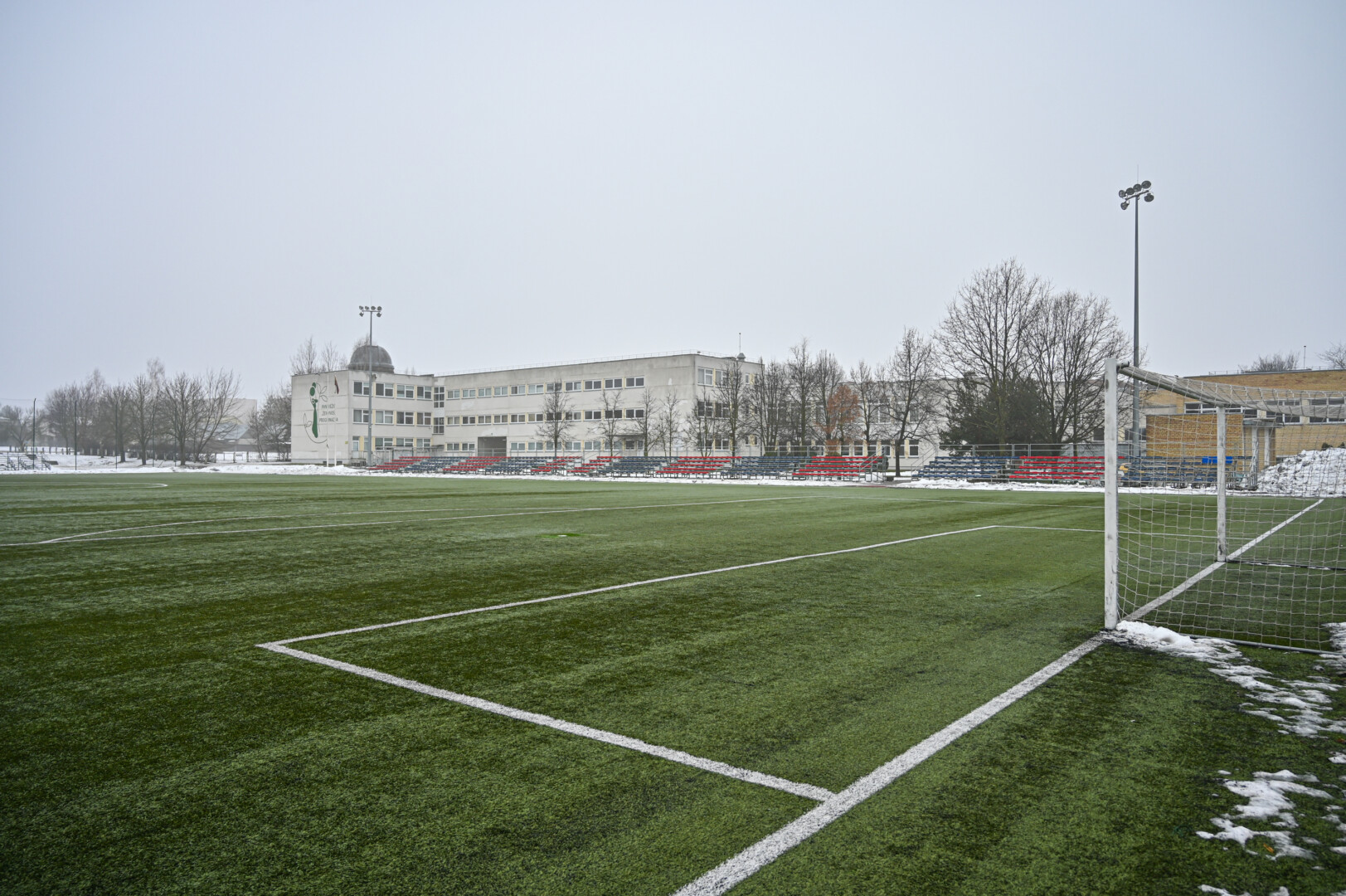 Lietuvos futbolo klubams nepavyko praėjusių metų šalies čempionės komandos „Panevėžys“ išvaryti iš namų stadiono.