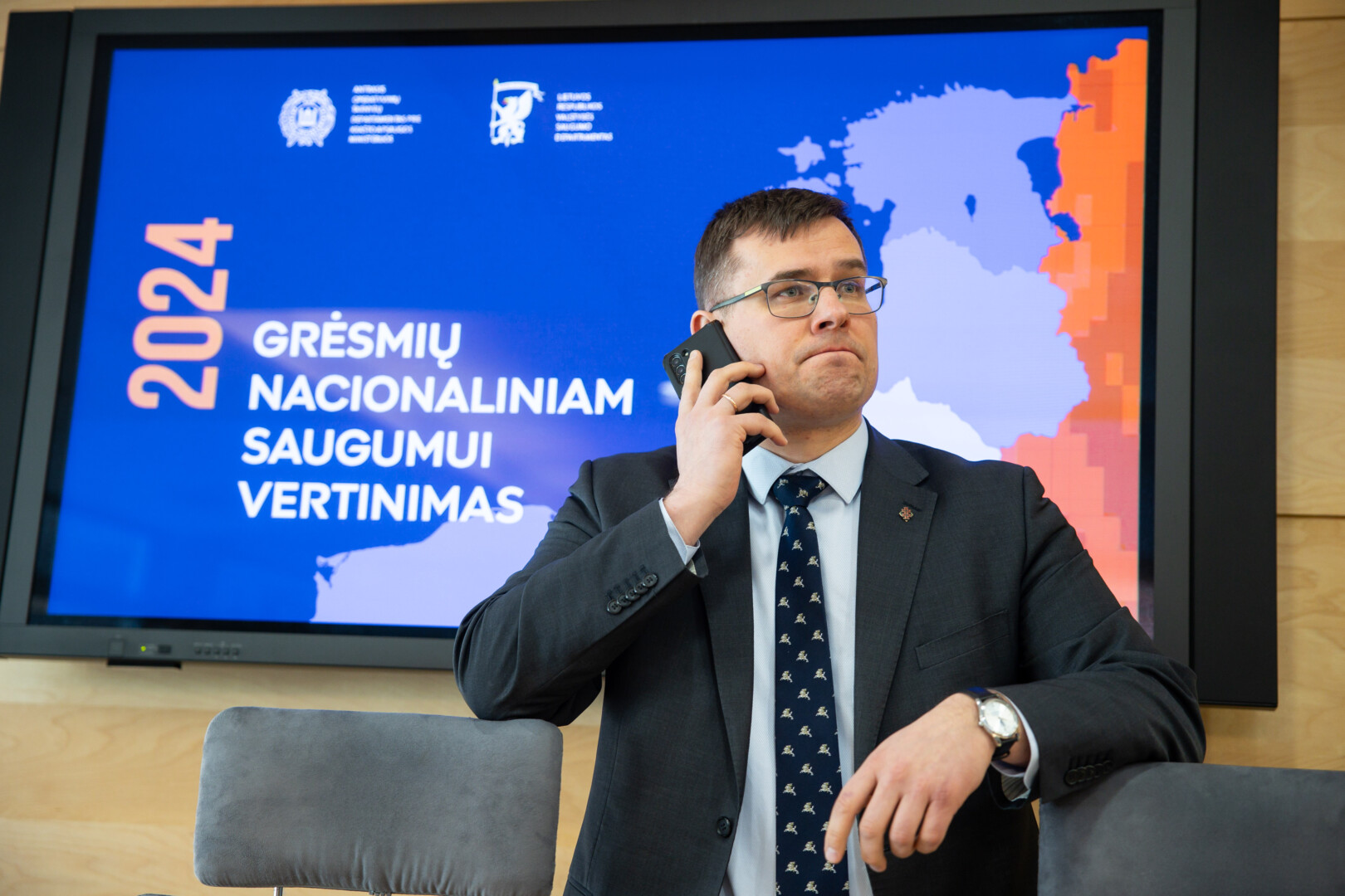 Seimo Nacionalinio saugumo ir gynybos komiteto (NSGK) pirmininkas Laurynas Kasčiūnas tikina esąs pasiruošęs perimti krašto apsaugos ministro Arvydo Anušausko pareigas.