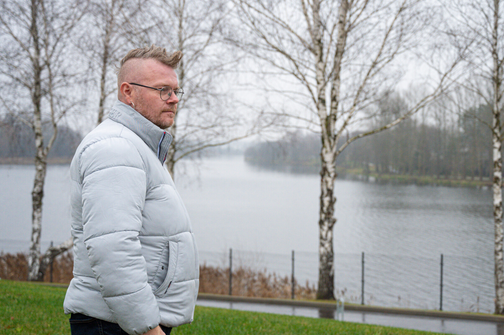 Psichiatras Jaunius Urbutis svarsto, kad kiekvienas gydytojas turi savo kapinaites, tik daugelis miršta norėdami gyventi, o jo pacientai dažniausiai patys save bando sunaikinti.