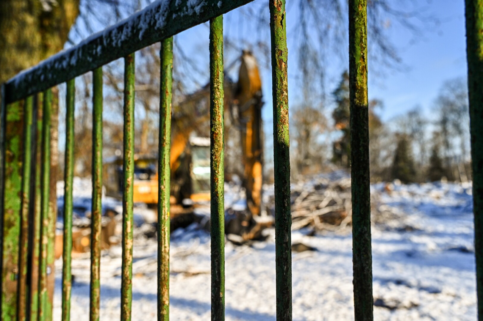 Baigiantis 2024-iesiems Panevėžyje nugriauti dviejų buvusių vaikų lopšelių-darželių pastatai.