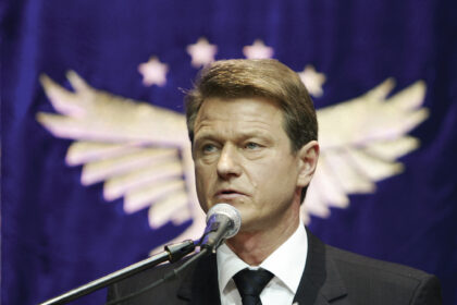 pokalbių pasiklausymas