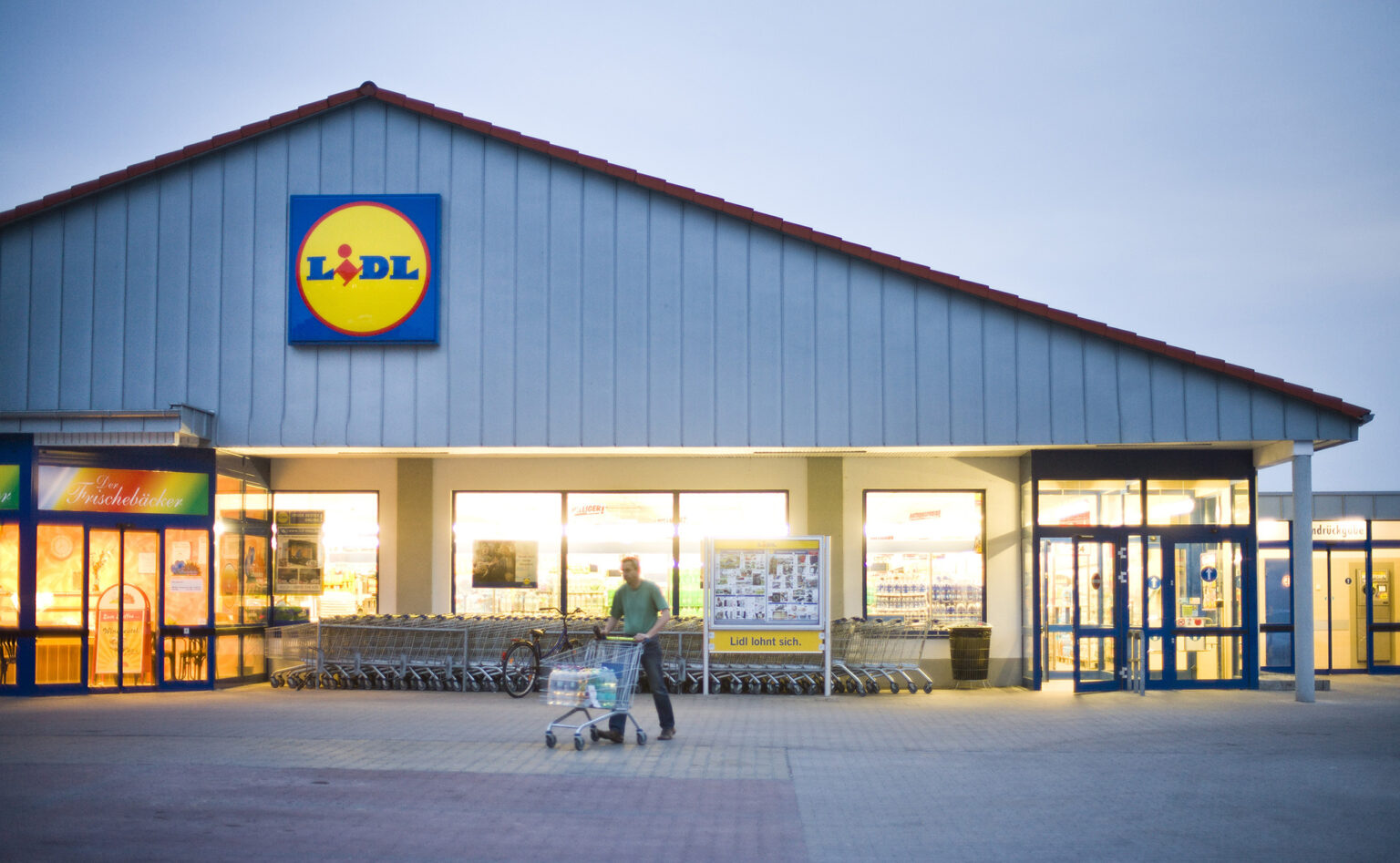 Pigiomis prekėmis garsėjantys Vokietijos prekybininkai supurtys seniai pasidalytą Lietuvos rinką