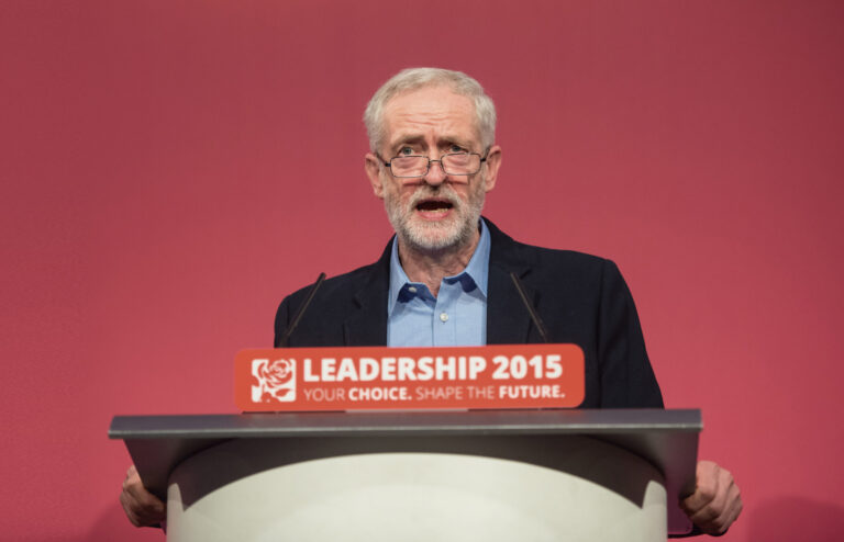 Jeremy Corbyno pergalė – kairės atgimimas ar dovana konservatoriams?