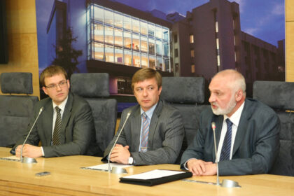 Lietuvos valstiečių ir žaliųjų sąjunga (LVŽS), ilgą laiką buvusi tik provincijos partija, dabar pretenduoja įveikti aukštai iškeltą rinkimų kartelę.