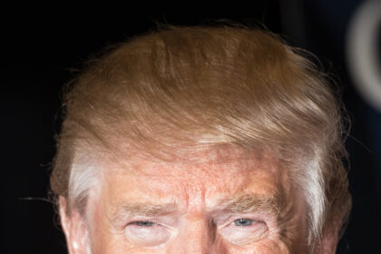 JAV politiką sukrėtęs Donaldo Trumpo iškilimas ir didžiulis Hillary Clinton nepopuliarumas verčia galvoti apie blogiausią scenarijų – D. Trumpo išrinkimą.