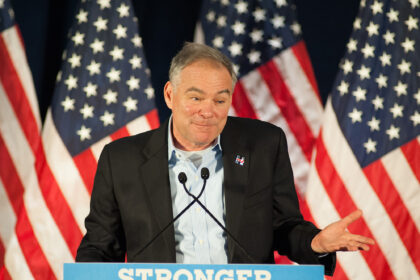 Kandidatai į JAV vadovus pasirinko būsimus viceprezidentus. Kodėl būtent juos ir kaip tai gali nulemti rinkimų rezultatus?