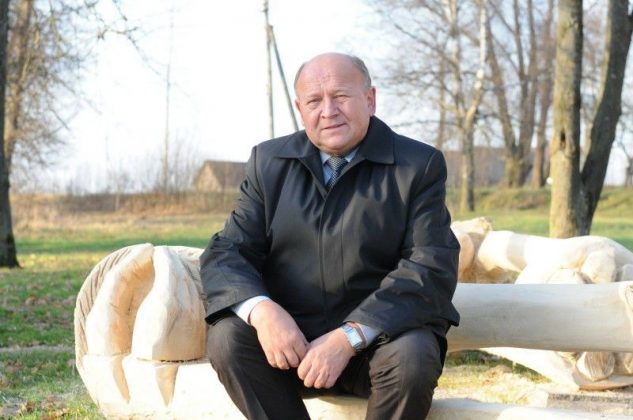 Miežiškių seniūnas A. Jacevičius nemano, kad seniūnija labai problemiška ir būtų baisu vaikščioti po miestelį, tačiau, kaip ir visur, išlenda tam tikrų bėdų. 