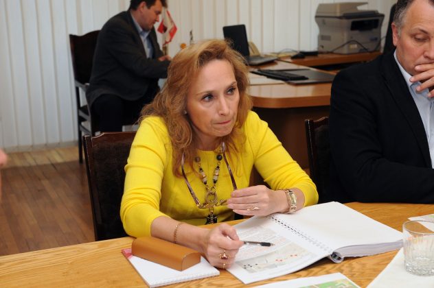 autobusu-stoteles-posedis-pas-mera-urbonaviciene-03