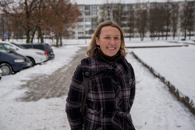 Jolanta laikosi senovinių papročių ir žaliaskarės dabinti neskuba.