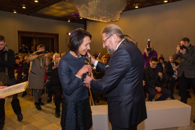 Šalia. Gydytoja S. Melaikienė savo pacientus palaiko net sunkiausiomis ir beviltiškiausiomis akimirkomis. T. Šiaudinio nuotr.