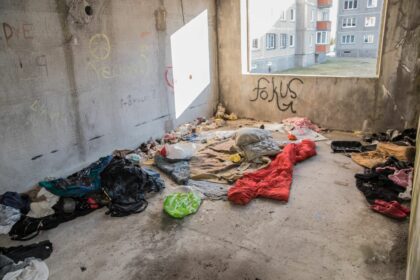 Į klausimą, kiek Panevėžyje yra benamių, neatsakys niekas. Tik žinoma, kad jų, kaip ir kiekviename didesniame mieste, ir čia gana gausus būrys.