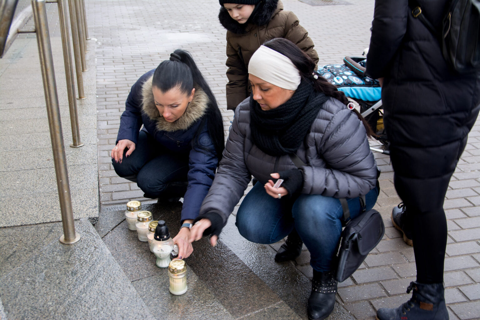 Po tragiško įvykio Kėdainiuose, kai savo namuose nužudytas keturmetis, surengta pilietinė akcija, skirta kovai su smurtu prieš vaikus.