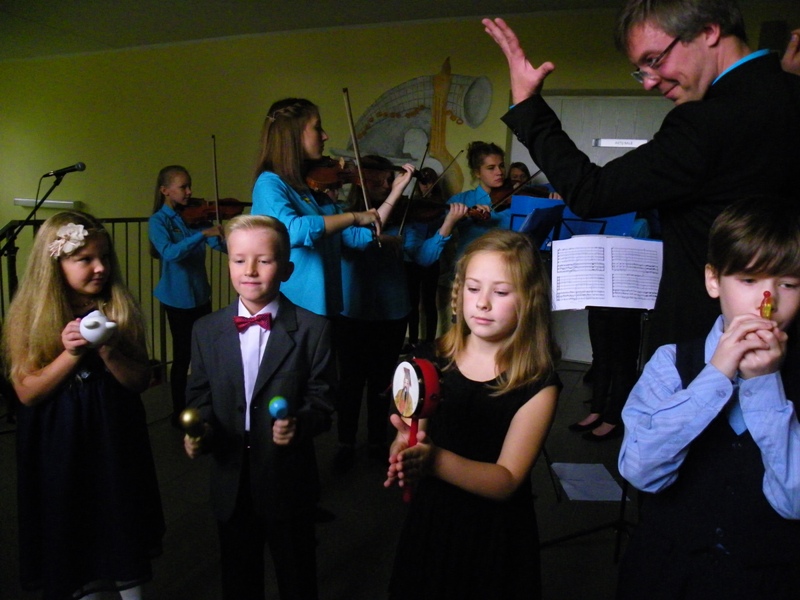 Fleitistas J. Mačys tvirtina, kad pedagogo darbas jam teikia itin daug malonumo. Jis jaučiasi kiekvieną kartą išmokstantis vis kažko naujo. 