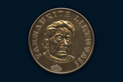 Už pilietiškumo skatinimą, filantropinę, kultūrinę veiklą 16 asmenų paskirti Gabrielės Petkevičaitės-Bitės atminimo medaliai „Tarnaukite Lietuvai“.