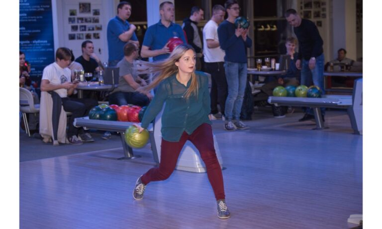 Jau 11-ąjį kartą boulingo aistruoliai negailėdami jėgų varžėsi dėl geriausiųjų vardo ir pereinamosios „Sekundės taurės“.