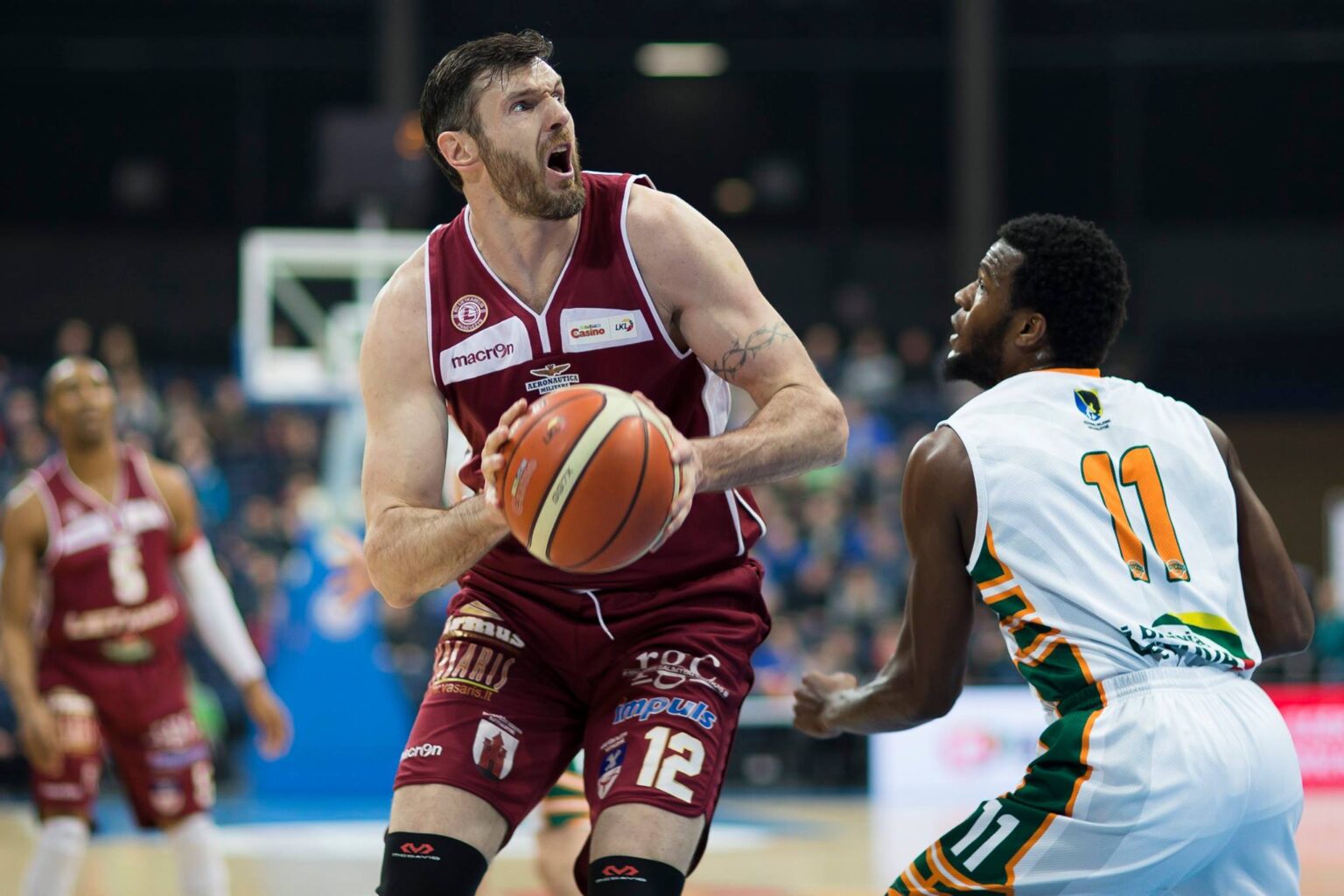 LKL čempionate Panevėžio „Lietkabelis“ išvykoje su K. Lavrinovičiaus pagalba 85:82 nugalėjo Prienų-Birštono „Vytautą" ir iškovojo 20-ąją pergalę.