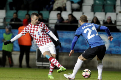 Antradienį nemažai Europos komandų žaidė draugiškas rungtynes. Šaltą dušą Tbilisyje patyrė mūsų kaimynai latviai, net 0:5 nusileidę gruzinams.