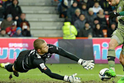 E. Zubas apgynė vartus, o jo klubas pasiekė Izraelio taurės pusfinalį