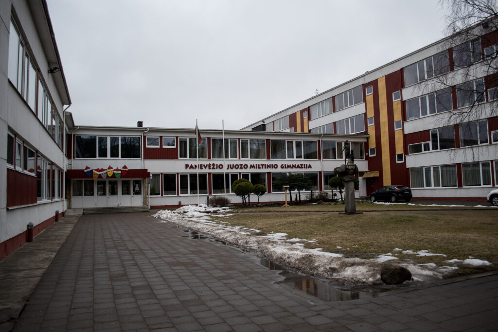 Panevėžio mokyklų tradicija tapęs jaunųjų dramaturgų konkursas vėl suburs teatro mėgėjus - rugsėjį paskelbta iniciatyva sulaukė 35 jaunųjų kūrėjų darbų.