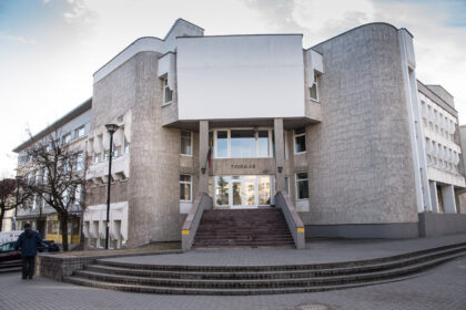 Panevėžio apylinkės teismą