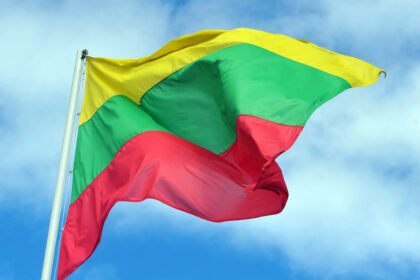 Kūrybiškas ir darbščias bendruomenes, šalies patriotus Panevėžio lopšelis-darželis „Puriena“ kviečia švęsti Valstybės dieną, siekiant Lietuvos rekordo.