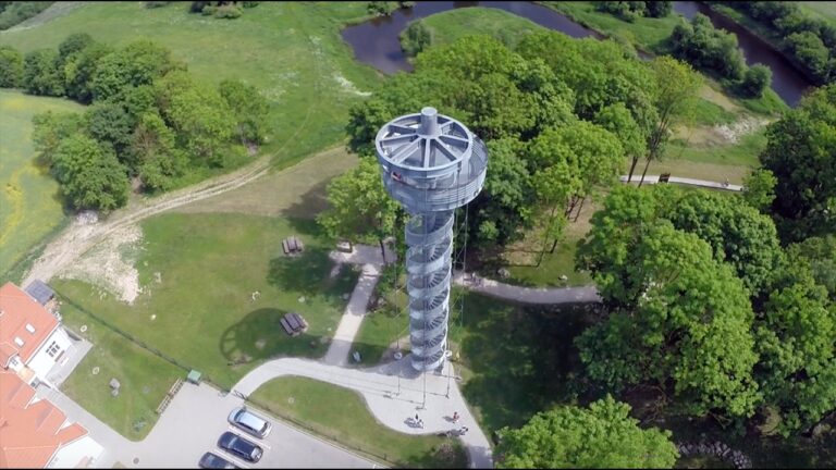 Minint Žemės dieną ir Krekenavos regioninio parko įkūrimo jubiliejų, vakar Panevėžio rajono savivaldybės administracijoje atidaryta fotografijų paroda.